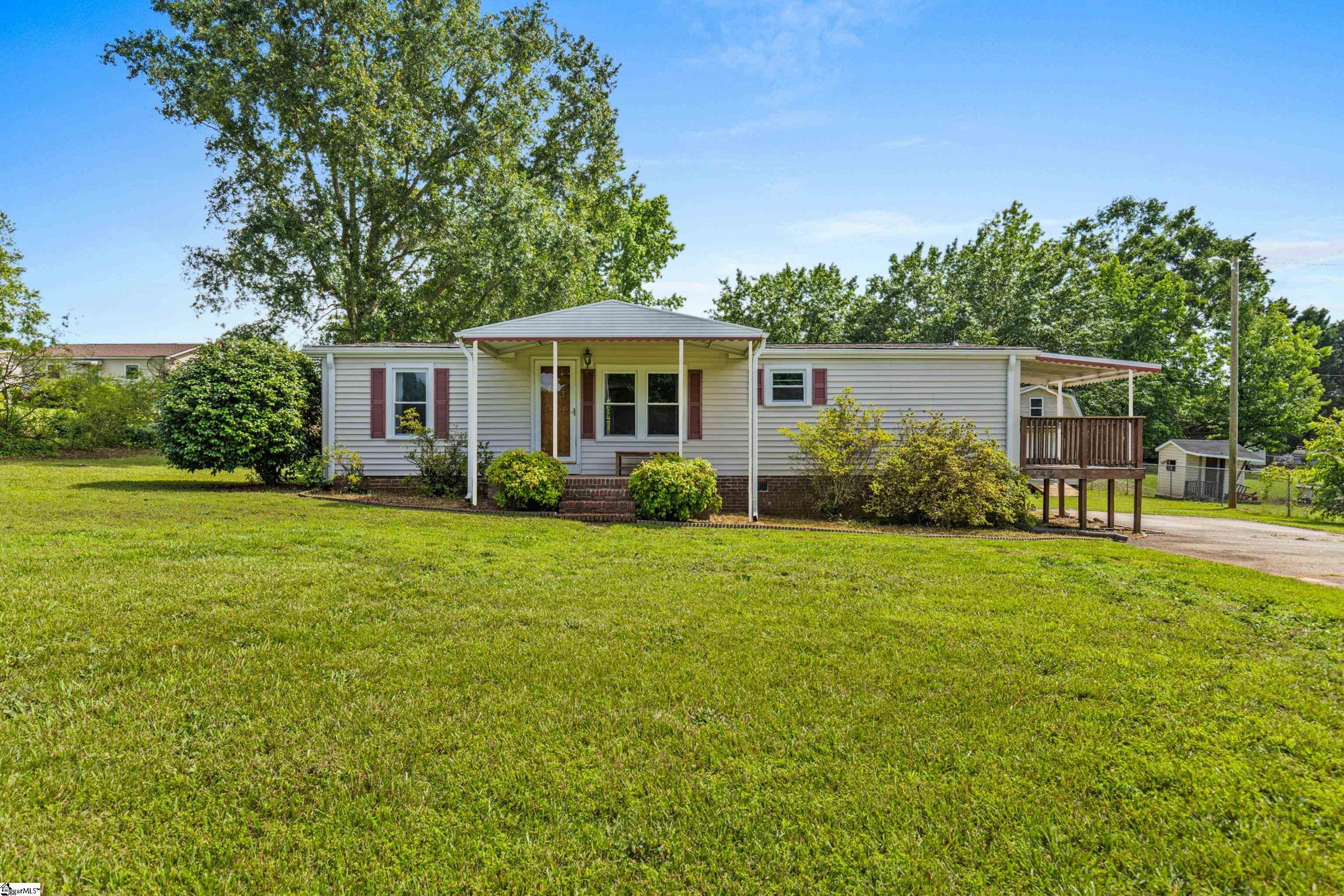 403 Georgetown Drive Liberty, SC 29657 - Photo 3 of 39 Gallery Image 3