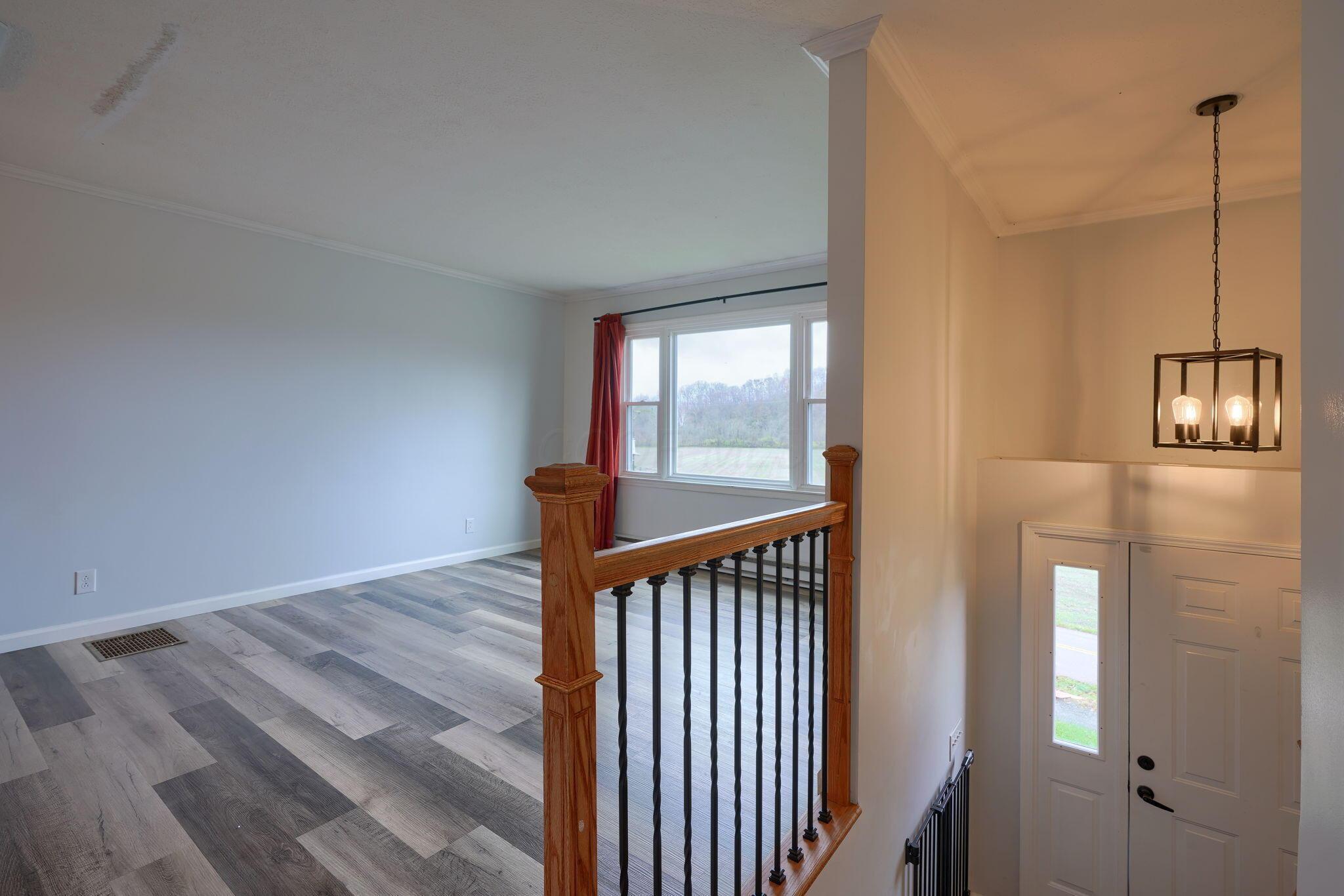2345 Bauman Hill Road Southeast Lancaster, OH 43130 - Photo 5 of 29 2345 Bauman Hill Rd SE (18)