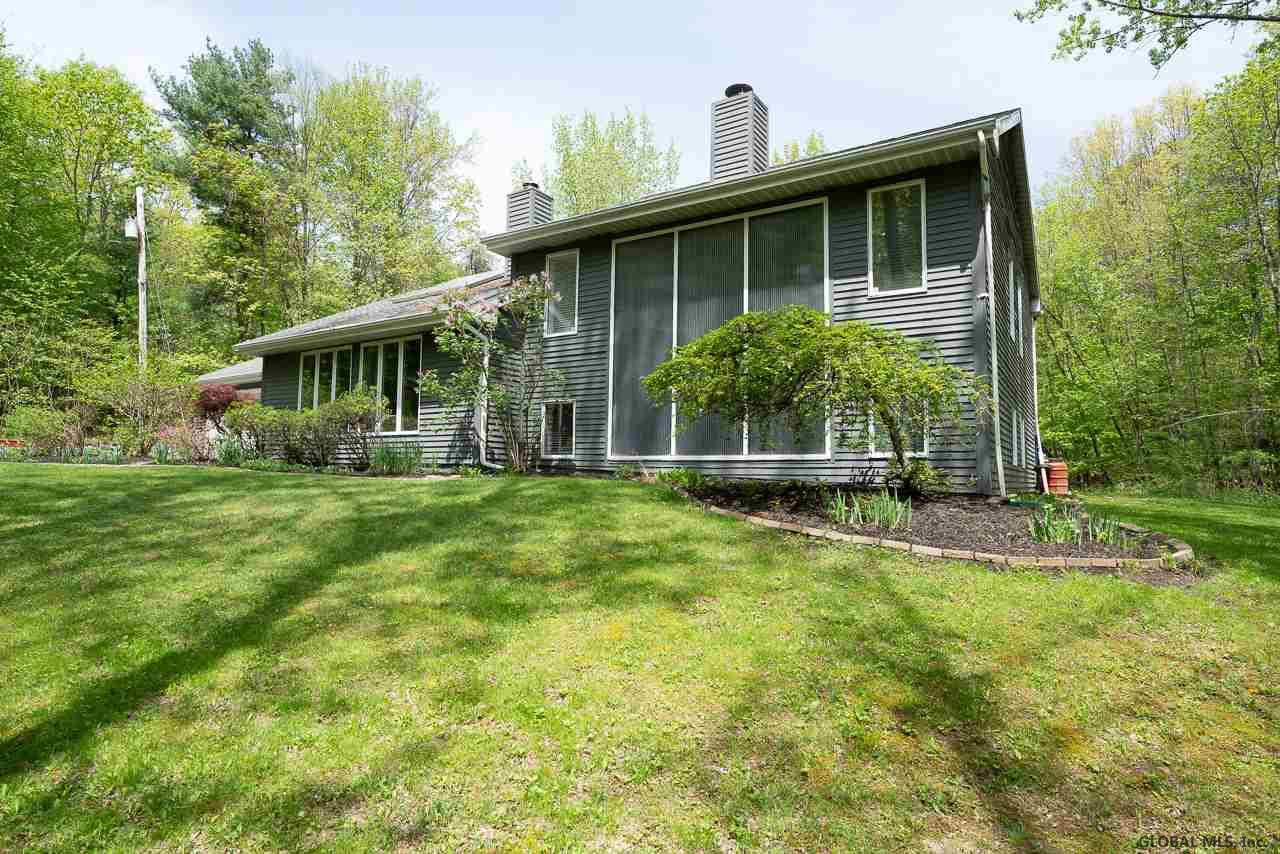 4 Heather Ridge Road Poestenkill, NY 12018 - Photo 2 of 37 Photo 2