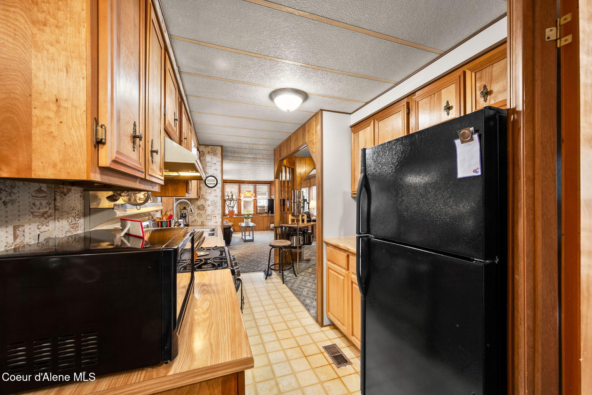 9156 North Starr Loop Hayden, ID 83835 - Photo 9 of 34 Kitchen