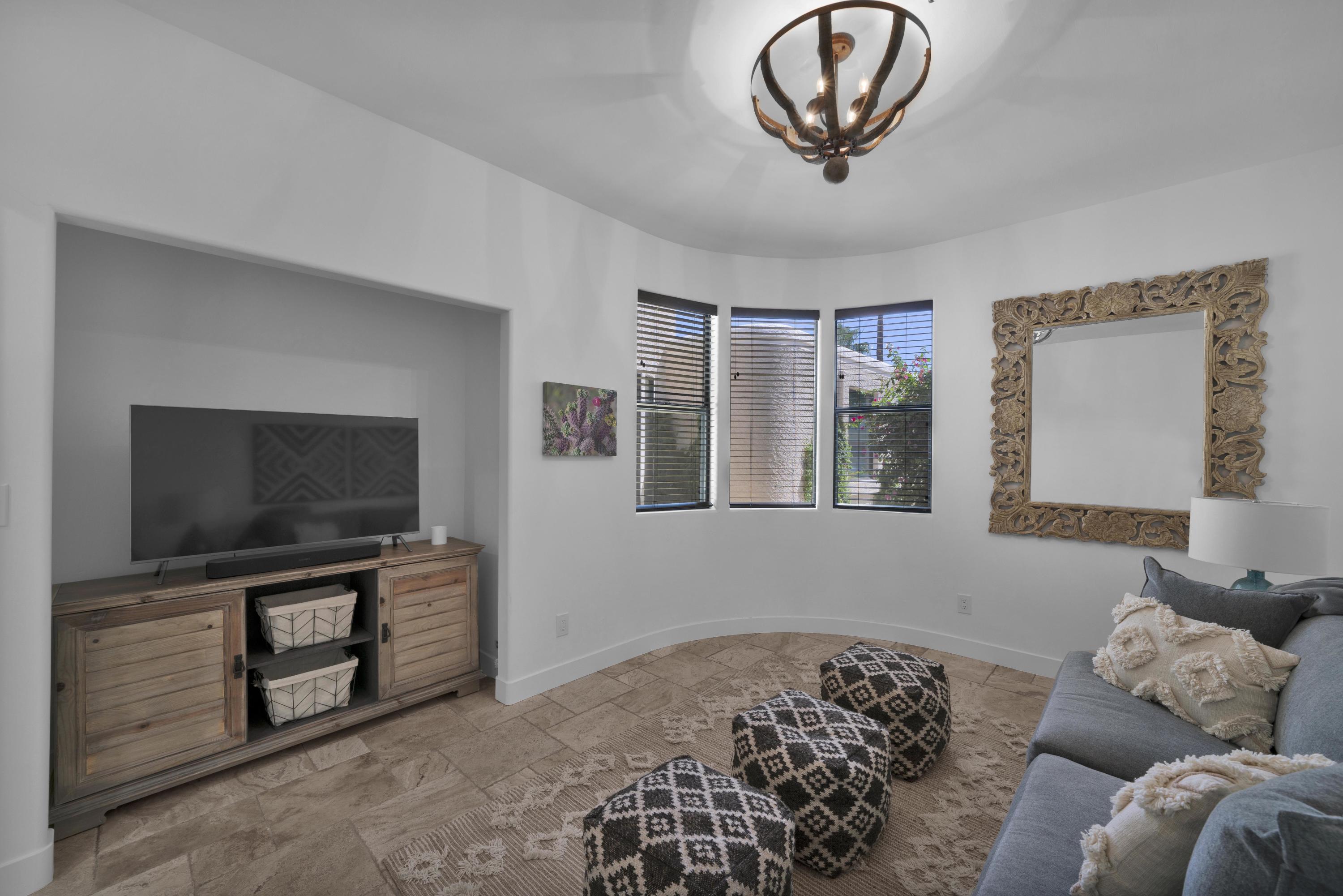 8100 East Camelback Road, Unit 21 Scottsdale, AZ 85251 - Photo 17 of 41 DSC06392