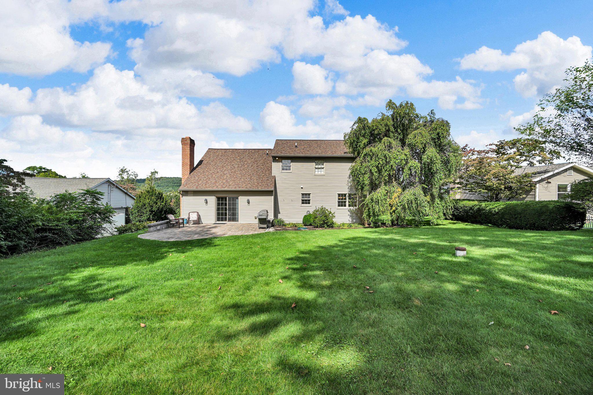 690 West Church Road Ephrata, PA 17522 - Photo 41 of 46 Exterior Back