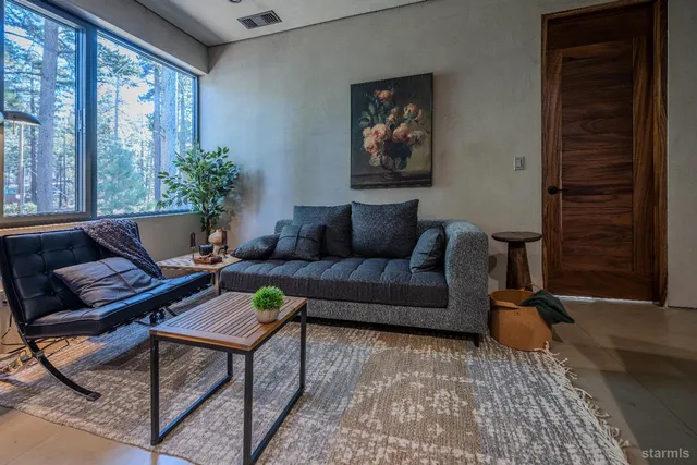 $2,896,000 | 1057 Fern Road, South Lake Tahoe, CA 96150