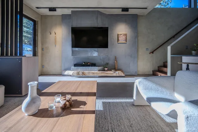 $2,896,000 | 1057 Fern Road, South Lake Tahoe, CA 96150