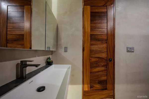 a bathroom with a tub