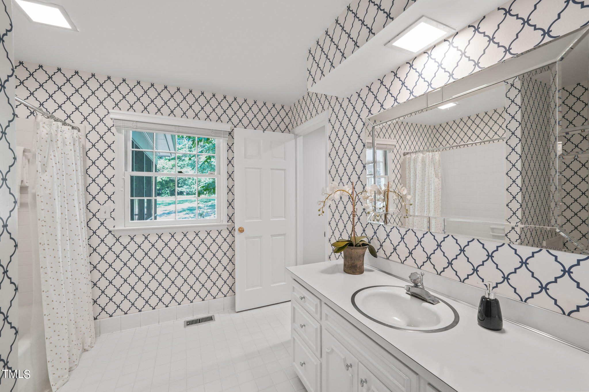 3912 St Marks Road Durham, NC 27707 - Photo 23 of 39 29-web-or-mls-DSC02248