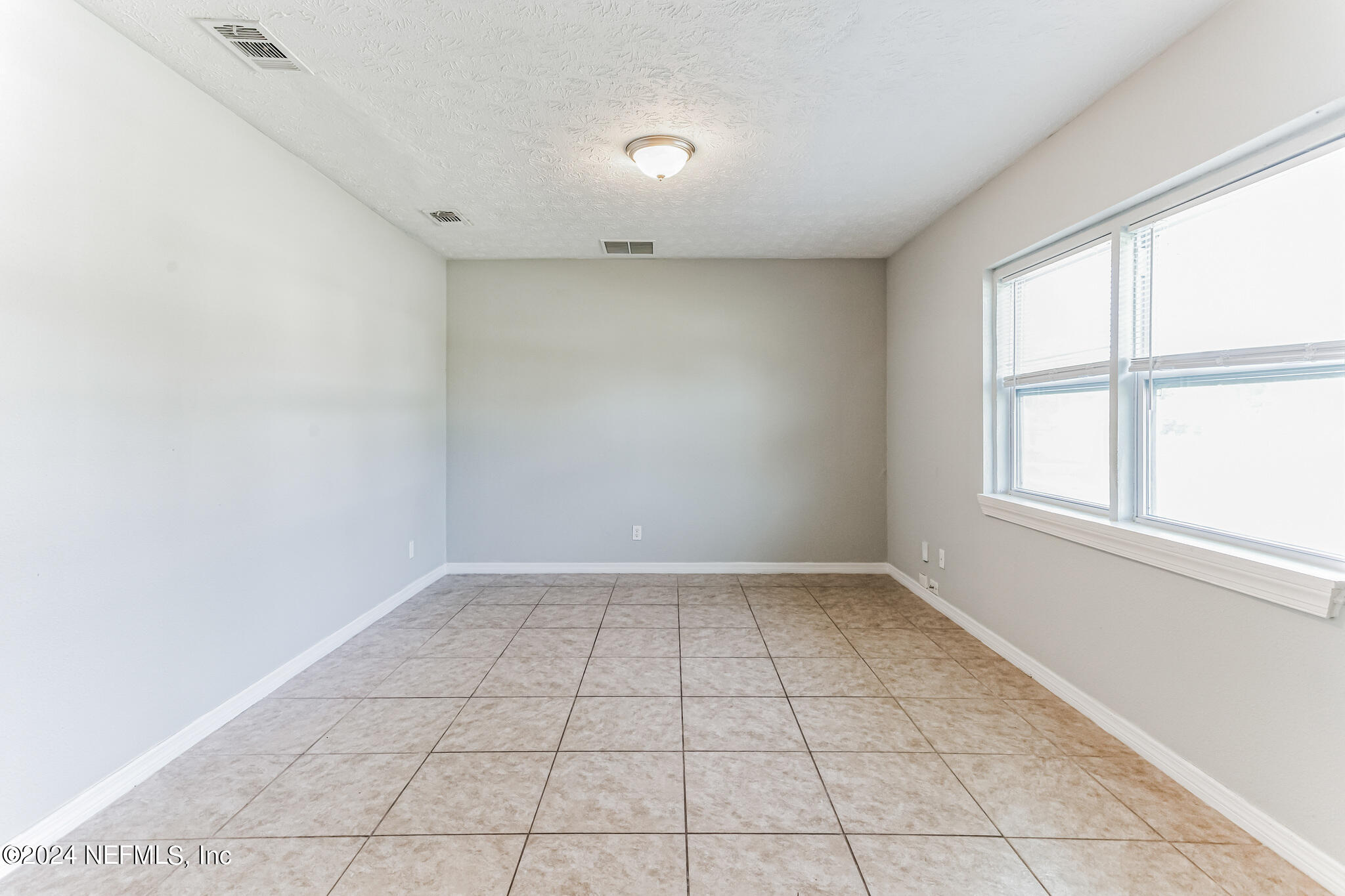 8341 Barracuda Road Jacksonville, FL 32244 - Photo 4 of 17 8341_Barracuda_Rd_Jacksonville_FL_32244_