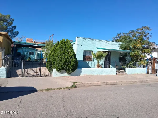 $294,000 | 709 South Virginia Street, El Paso, TX 79901