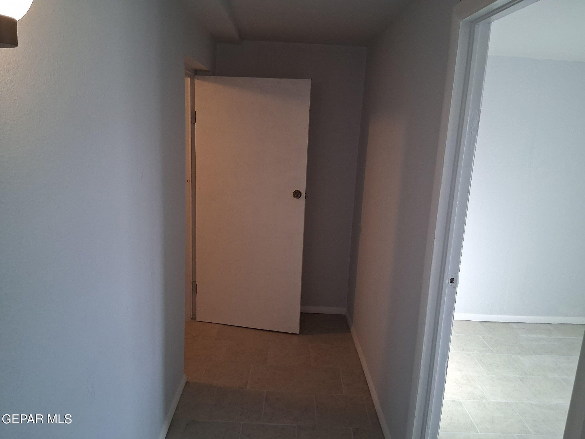 709 South Virginia Street El Paso, TX 79901 - Photo 11 of 12 a view of a hallway