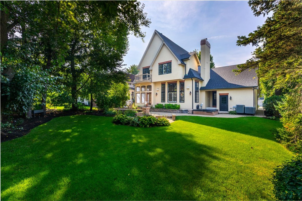 849 East Hillside Road Naperville, IL 60540 - Photo 51 of 53 Gallery Image 51