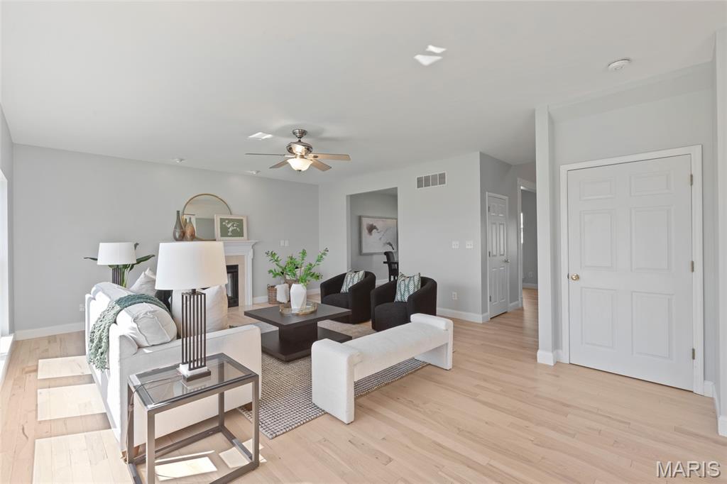 294 Fox Ridge Drive St. Charles, MO 63303 - Photo 6 of 64