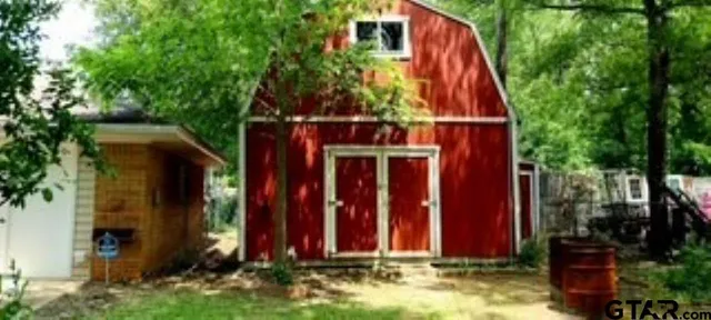 $245,000 | 307 Lowry Street, Arp, TX 75750