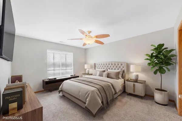 $265,000 | 634 West Jonathan Drive, Unit 2, Round Lake, IL 60073