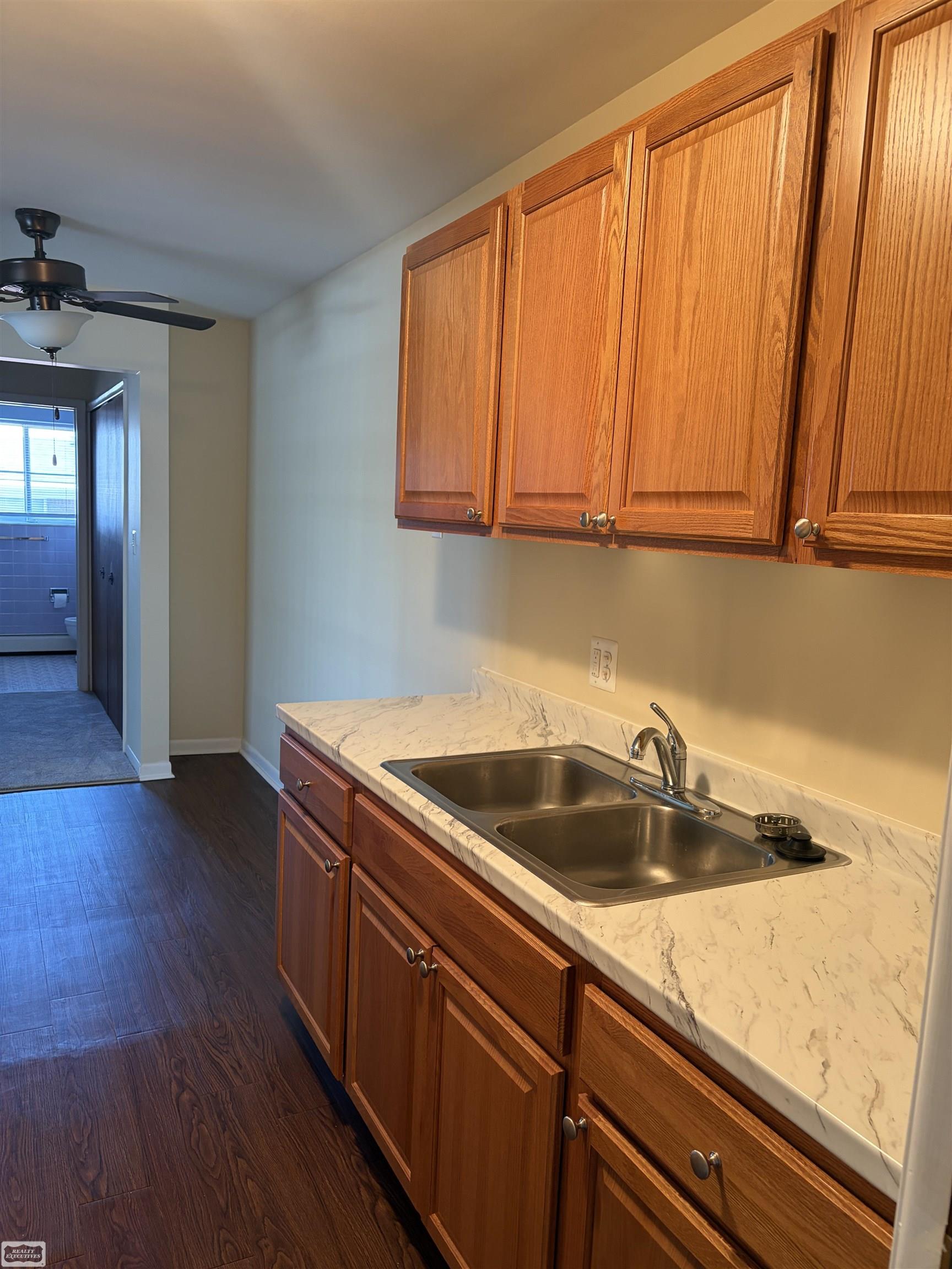 23321 Kelly Road, Unit 8 Eastpointe, MI 48021 - Photo 3 of 9 50220227-63fafdfe-723f-4191-b377-babbca4e4640.JPG