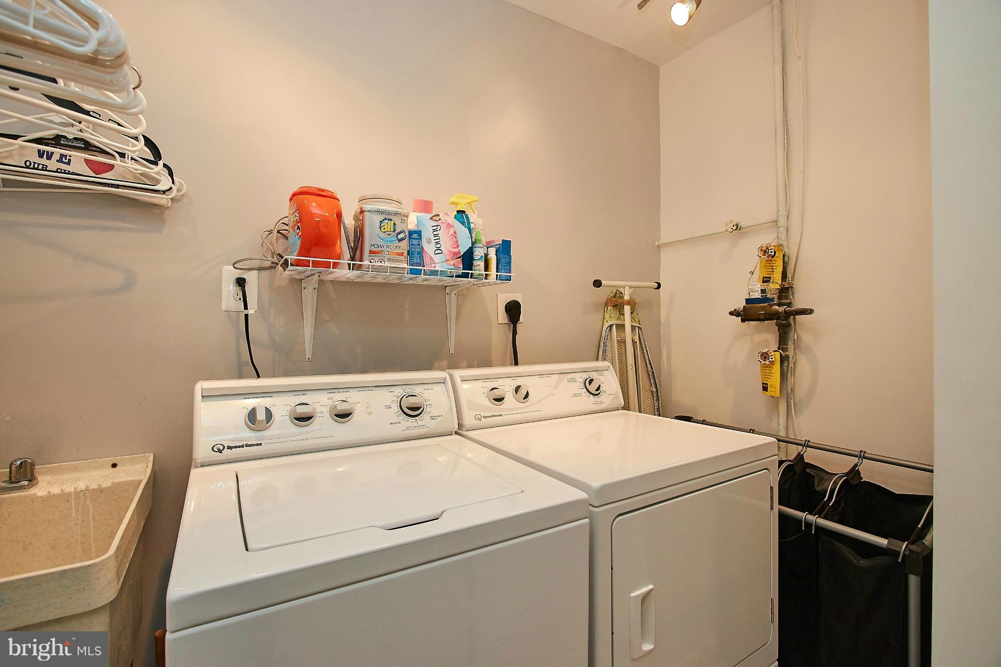 2079 Wethersfield Court Reston, VA 20191 - Photo 23 of 30 Finished laundry room with sink.