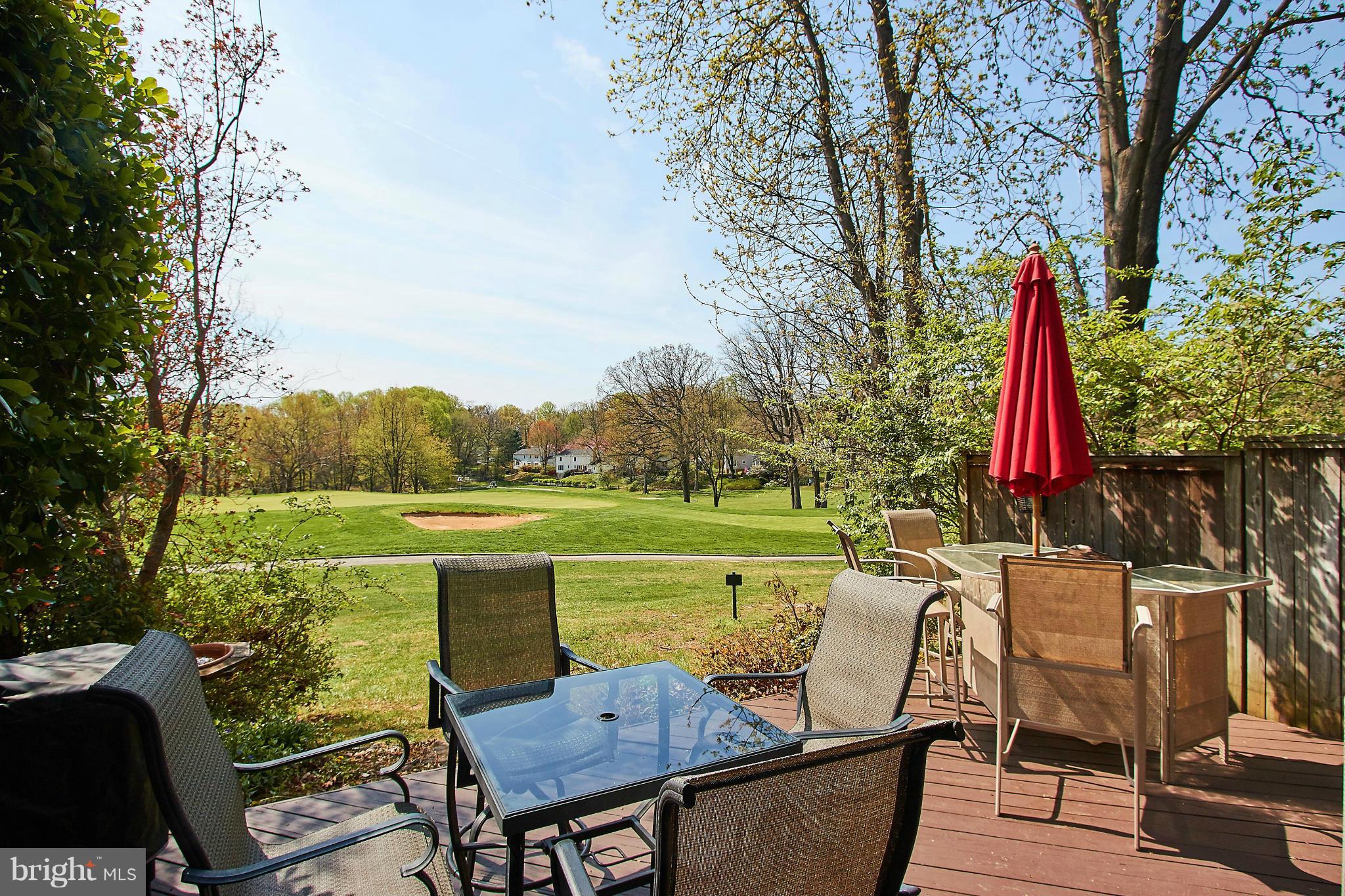 2079 Wethersfield Court Reston, VA 20191 - Photo 24 of 30 Springtime view from deck.
