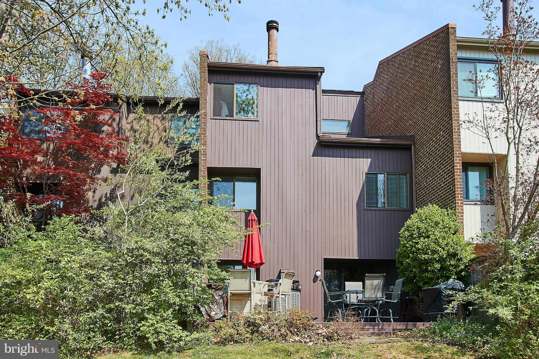 2079 Wethersfield Court Reston, VA 20191 - Photo 25 of 30 Newly replaced rear siding.