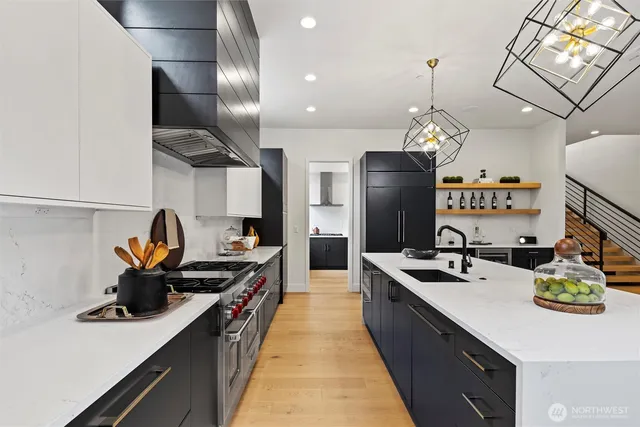 $3,895,000 | 4605 108th Avenue Northeast, Kirkland, WA 98033