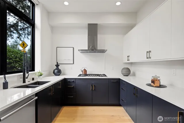 $3,895,000 | 4605 108th Avenue Northeast, Kirkland, WA 98033