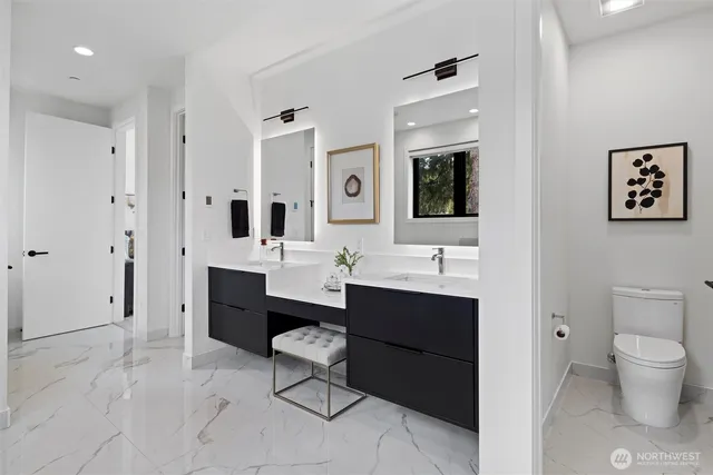 $3,895,000 | 4605 108th Avenue Northeast, Kirkland, WA 98033