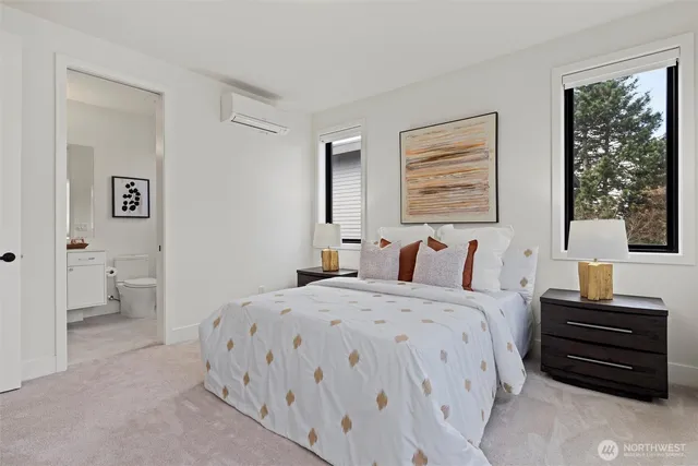 $3,895,000 | 4605 108th Avenue Northeast, Kirkland, WA 98033