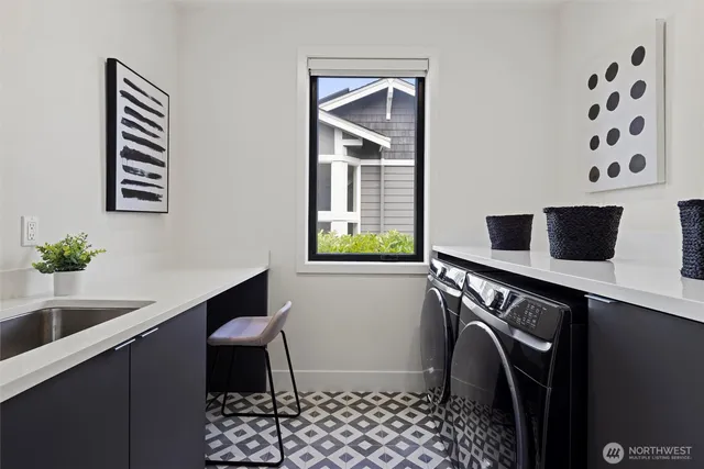 $3,895,000 | 4605 108th Avenue Northeast, Kirkland, WA 98033