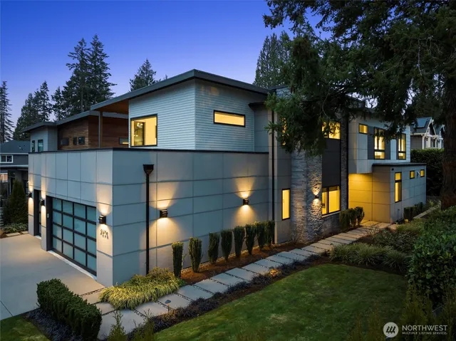 $3,895,000 | 4605 108th Avenue Northeast, Kirkland, WA 98033