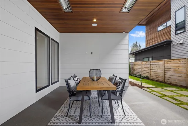 $3,895,000 | 4605 108th Avenue Northeast, Kirkland, WA 98033