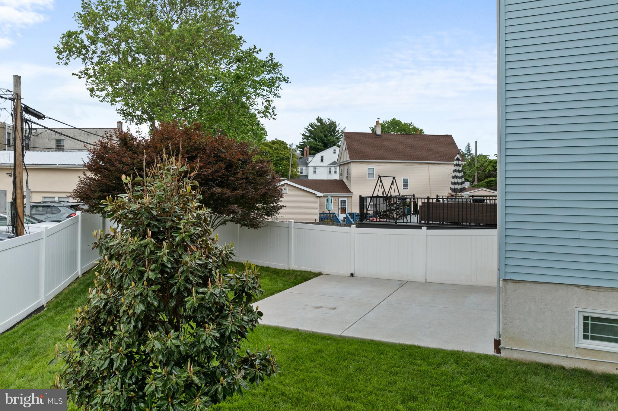 422 Valley Road Elkins Park, PA 19027 - Photo 23 of 24 Patio Private fenced yard