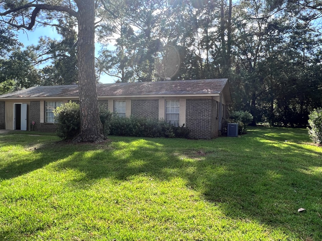 3601 Cathy Lou Road Dothan, AL 36303 - Photo 3 of 24