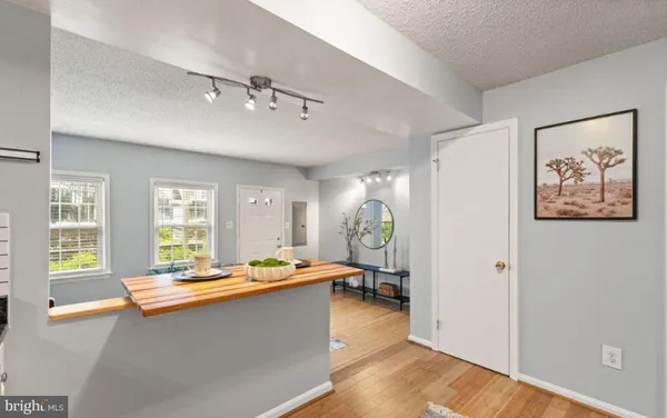 $2,300 | 122 North Bedford Street, Unit A, Arlington, VA 22201
