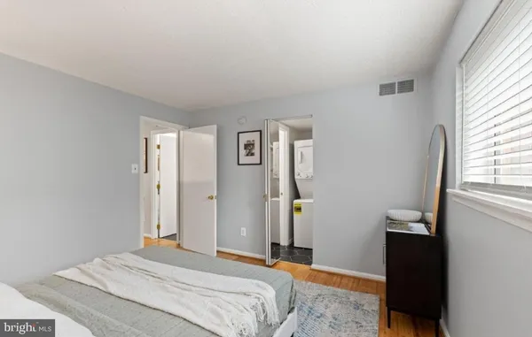 $2,300 | 122 North Bedford Street, Unit A, Arlington, VA 22201