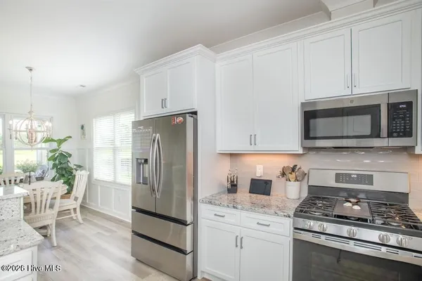 $724,000 | 402 Taylorwood Drive, Beaufort, NC 28516