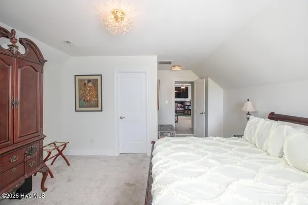 $724,000 | 402 Taylorwood Drive, Beaufort, NC 28516