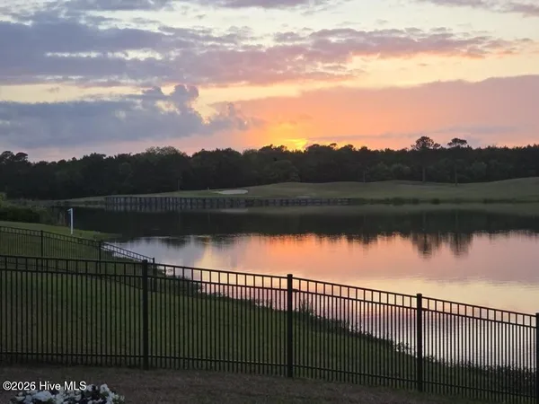 $724,000 | 402 Taylorwood Drive, Beaufort, NC 28516