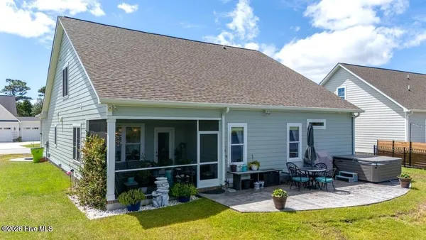 $724,000 | 402 Taylorwood Drive, Beaufort, NC 28516