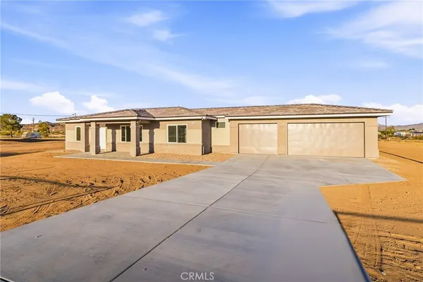 $535,000 | 15192 Barbara Lane, Apple Valley, CA 92307
