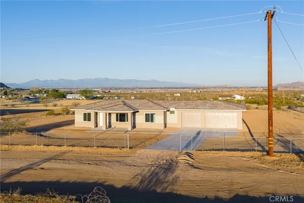 $535,000 | 15192 Barbara Lane, Apple Valley, CA 92307