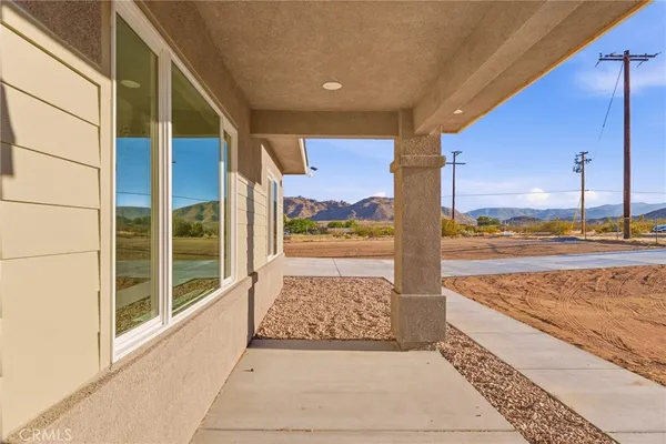 $535,000 | 15192 Barbara Lane, Apple Valley, CA 92307