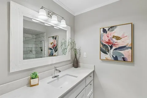 $869,000 | 9966 Coppedge Lane, Dallas, TX 75220