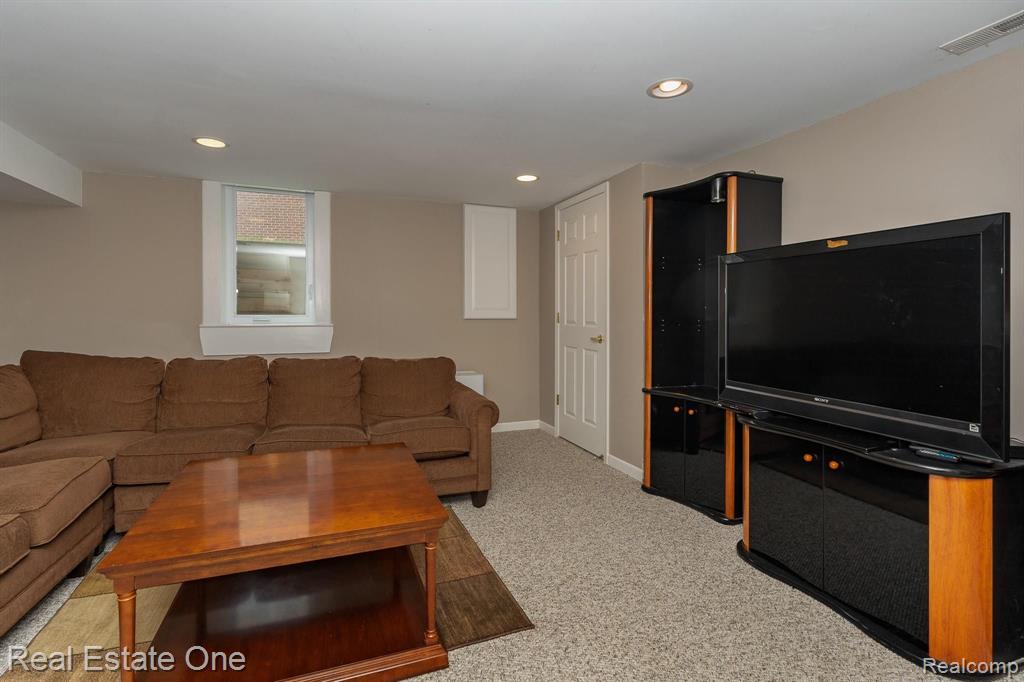 778 Caribou Court Rochester, MI 48307 - Photo 26 of 41