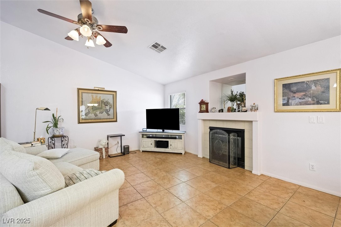 36 Trailside Court Henderson, NV 89012 - Photo 4 of 36