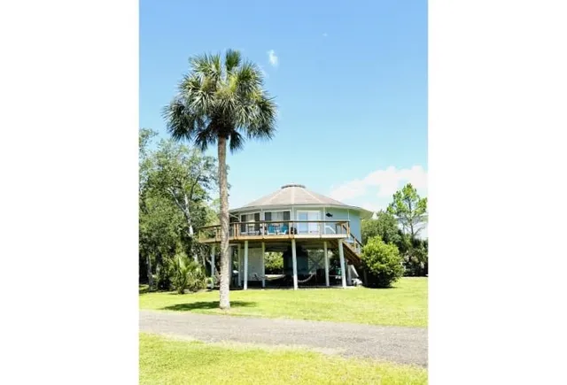 $362,500 | 11 Sandpiper Drive, Panacea, FL 32346