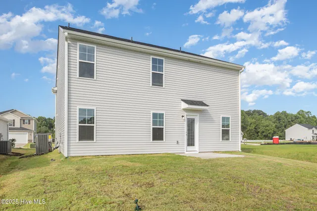 $349,950 | 18 West Emily Gardens Drive, Selma, NC 27576