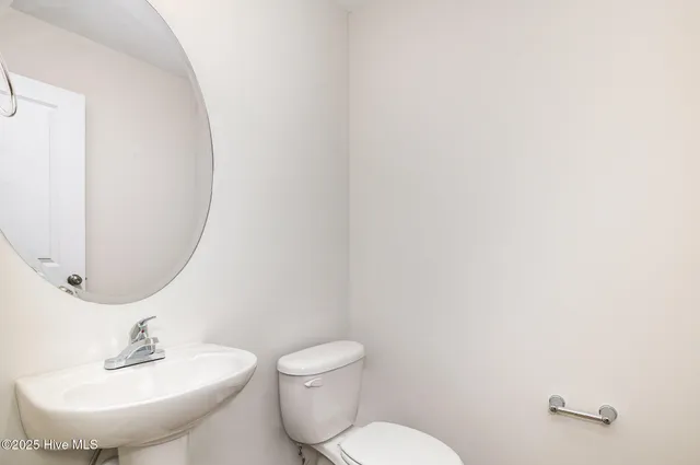 $349,950 | 18 West Emily Gardens Drive, Selma, NC 27576