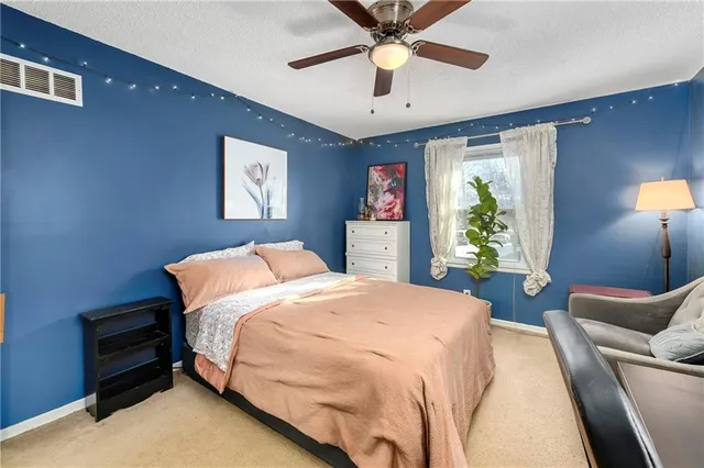 $345,000 | 2020 East Cherokee Place, Olathe, KS 66062