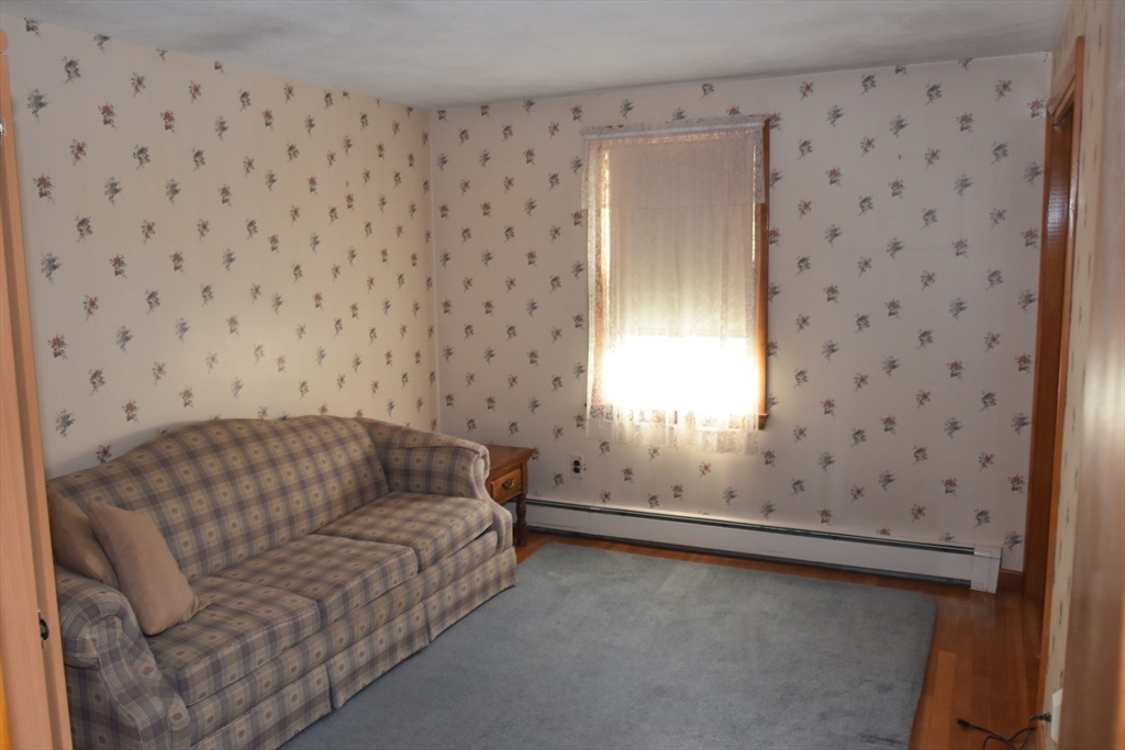 30 Ridgeway Avenue Billerica, MA 01821 - Photo 7 of 16 Gallery Image 7