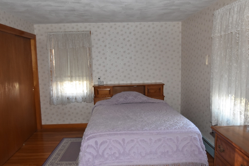 30 Ridgeway Avenue Billerica, MA 01821 - Photo 9 of 16 Gallery Image 9