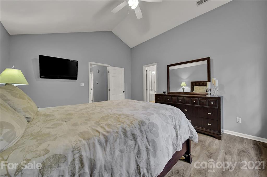 15924 Lawyers Road Matthews, NC 28104 - Photo 20 of 39 Gallery Image 20