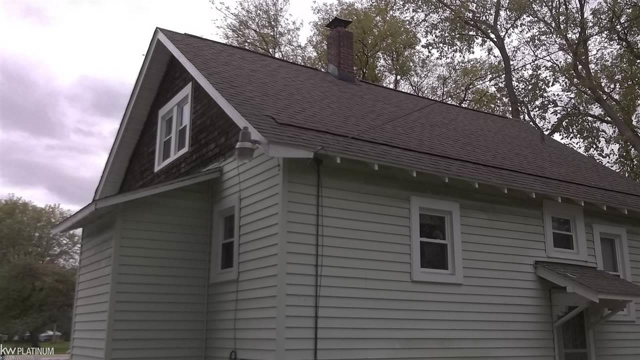 4110 Lapeer Road Port Huron, MI 48060 - Photo 2 of 18 31359973-1.JPG